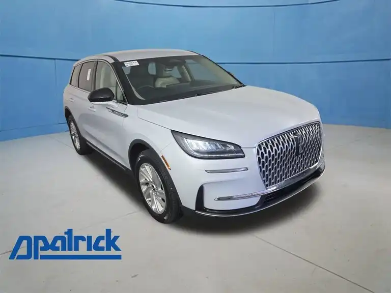 2025 Lincoln Corsair Premiere FWD's photo