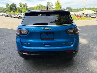 2022 Jeep Compass Limited 4X4 photo 4