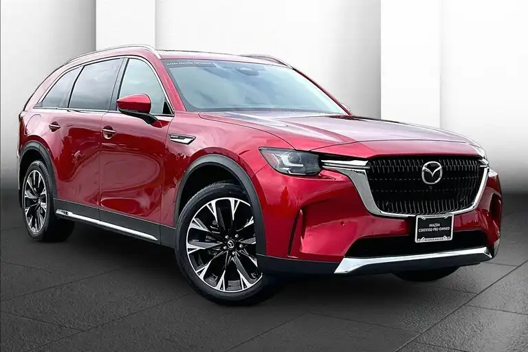 2025 Mazda CX-90 PHEV Premium Plus Package's photo