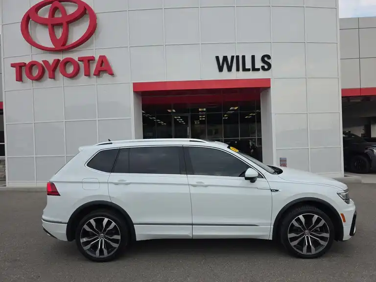2021 Volkswagen Tiguan 2.0T SEL Premium R-Line 4Motion's photo