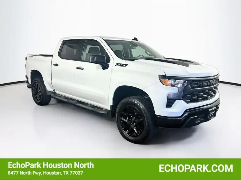 2026 Chevrolet Silverado 1500 Custom Trail Boss 4X4 Crew Cab Short Box's photo
