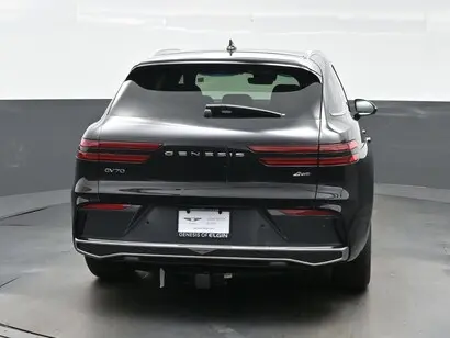 2026 Genesis GV70 2.5T Advanced AWD photo 5