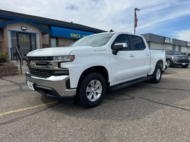2020 Chevrolet Silverado 1500 LT 4WD Crew Cab Short Box's photo