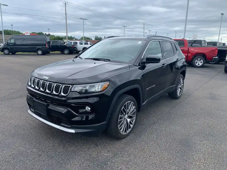 2023 Jeep Compass Limited 4X4's photo