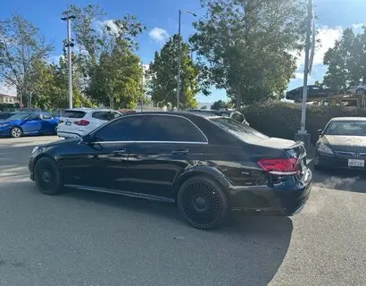 2016 Mercedes-Benz E-Class E350 Sport photo 4