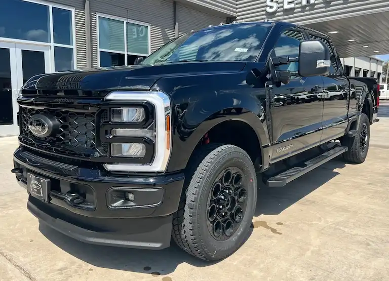2026 Ford F-250 XLT 4WD Crew Cab 6-3/4' Box's photo
