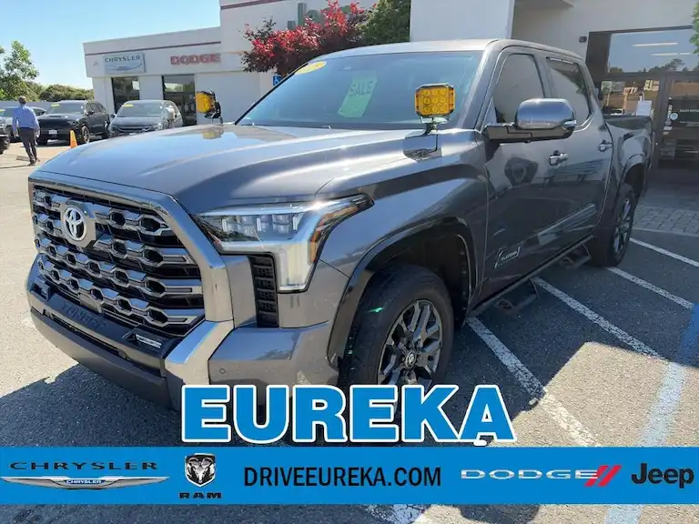 2025 Toyota Tundra Platinum 3.4L 4WD CrewMax 5.5' Bed's photo