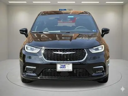 2026 Chrysler Pacifica Select photo 4
