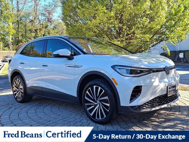 2023 Volkswagen ID.4 PRO S PLUS AWD's photo