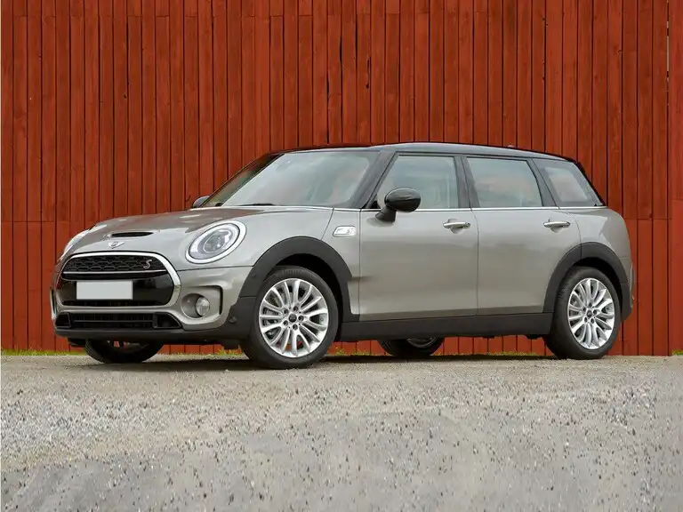2017 MINI Clubman Cooper S's photo