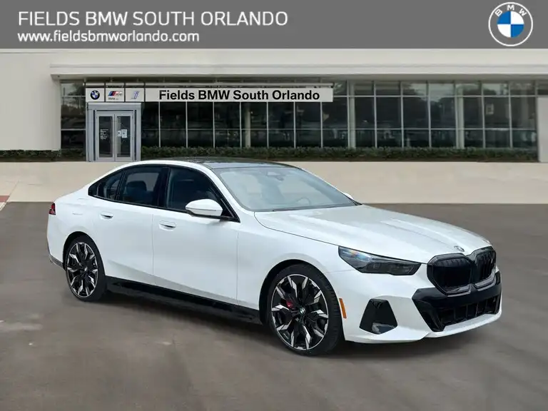 2027 BMW i5 eDrive40 Sedan's photo