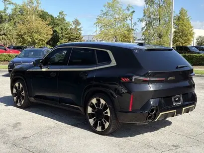 2023 BMW XM Base photo 5