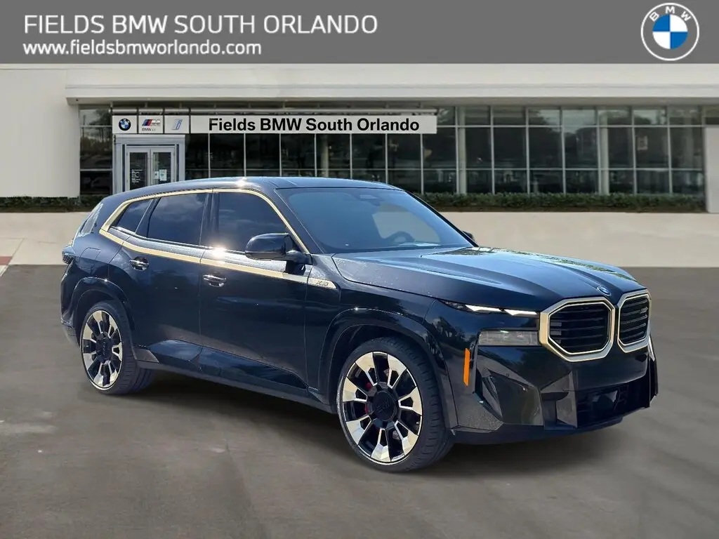 2023 BMW XM Base photo 1