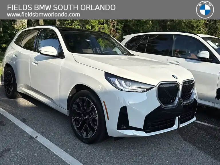 2026 BMW X3 30 XDRIVE's photo