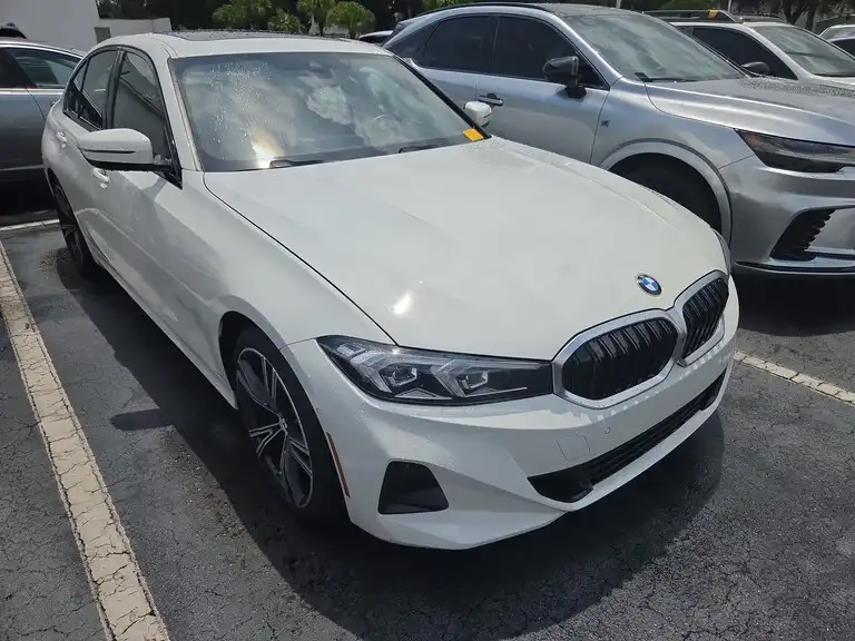 2023 BMW 3 Series 330i Sedan's photo