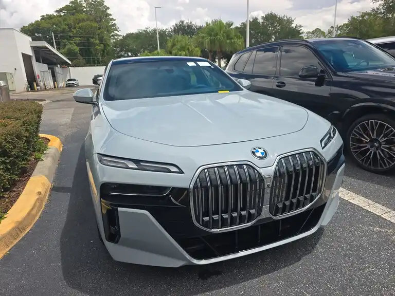 2026 BMW 7 Series 740i Sedan's photo