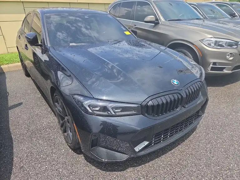 2024 BMW 3 Series 330i Sedan's photo