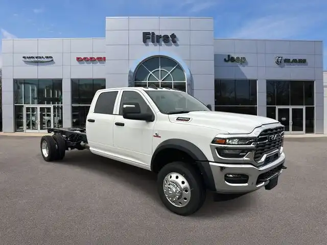 2026 RAM 4500 Tradesman 4X4 Crew Cab DRW 197" WB's photo