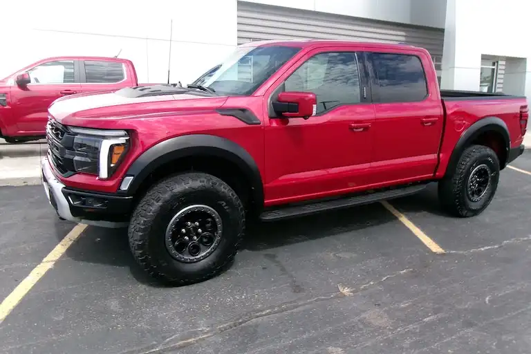 2024 Ford F-150 Raptor 4x4 SuperCrew 5-1/2 Box's photo