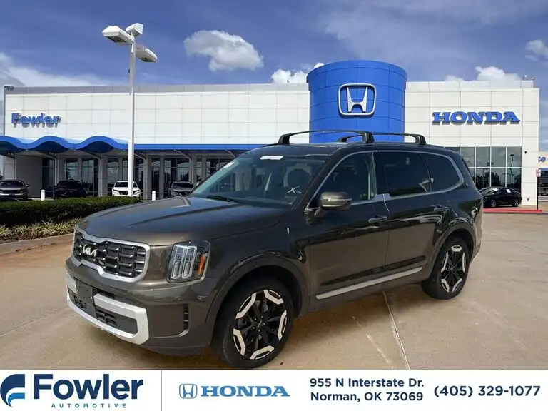 2025 Kia Telluride S AWD's photo