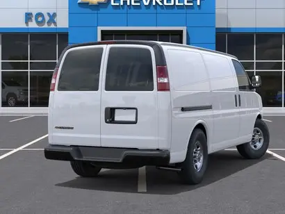 2026 Chevrolet Express Work Van HD 2500 photo 4