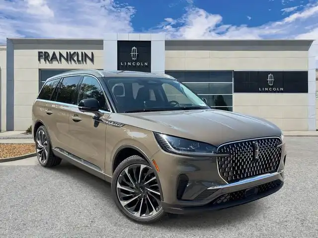 2026 Lincoln Aviator Reserve AWD's photo