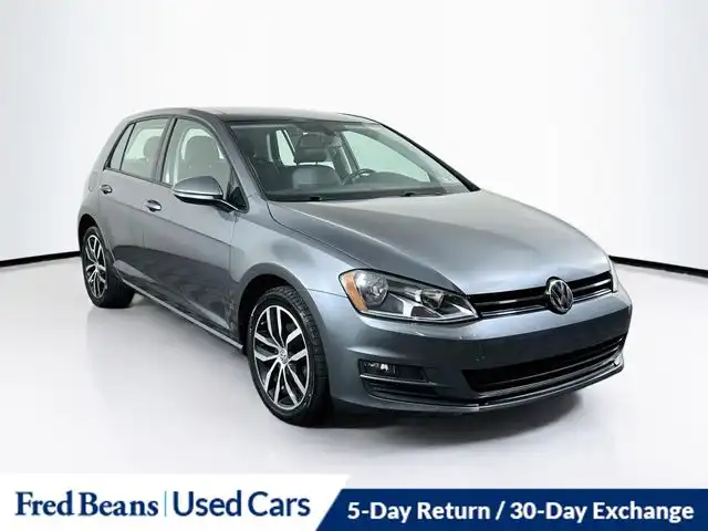 2017 Volkswagen Golf TSI SE 4-Door Auto's photo