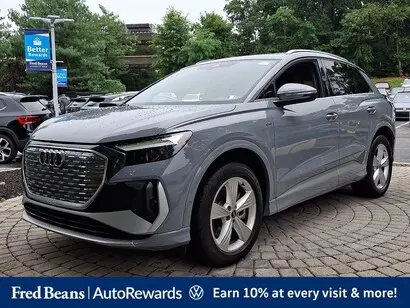 2023 Audi Q4 e-tron 50 Premium Plus quattro photo 3