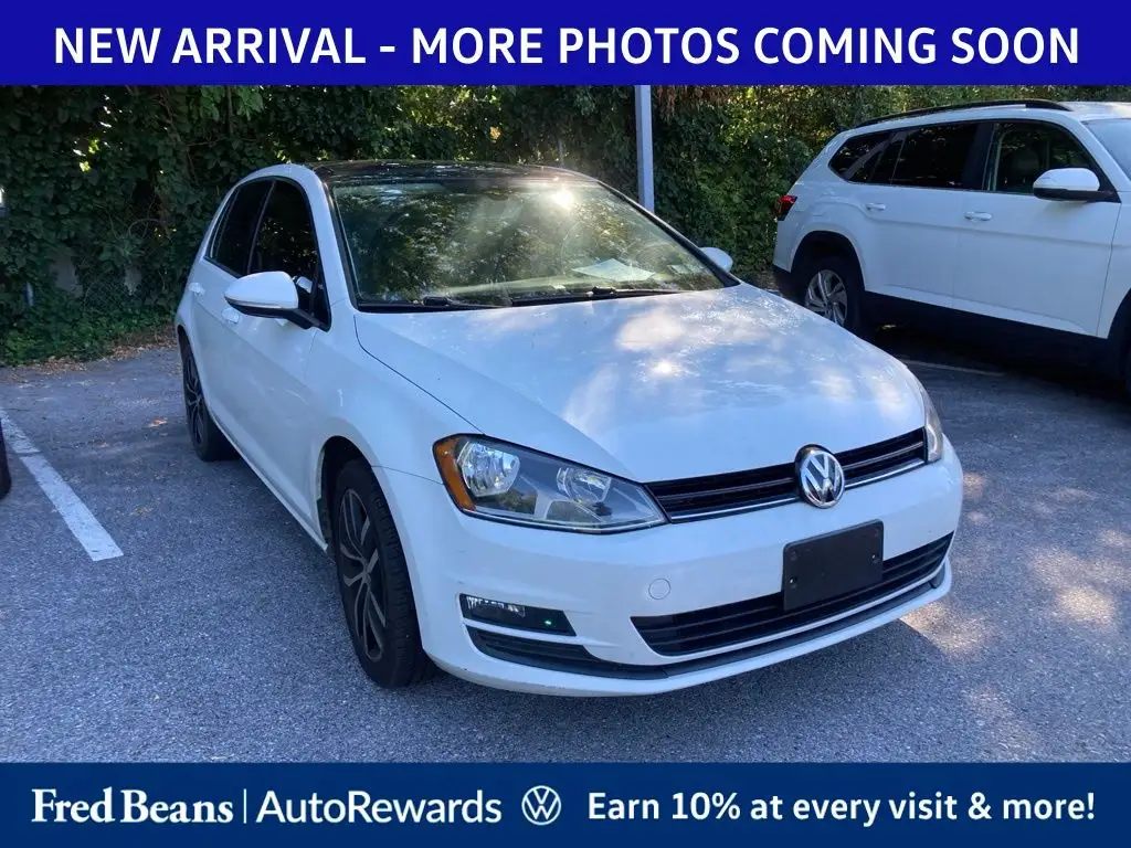 2017 Volkswagen Golf TSI SE 4-Door Auto photo 1
