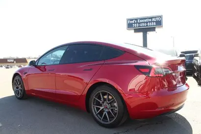 2021 Tesla Model 3 Standard Range Plus photo 4