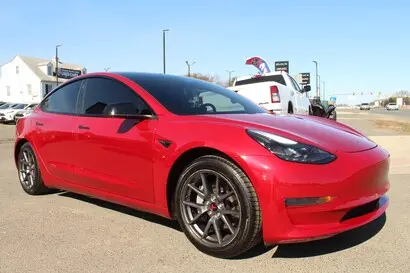 2021 Tesla Model 3 Standard Range Plus photo 3