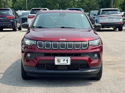 2022 Jeep Compass Latitude 4X4 photo 2