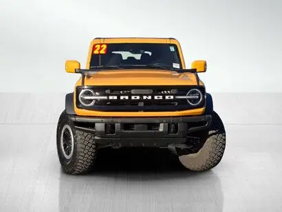 2022 Ford Bronco Outer Banks Advanced 4x4 photo 2
