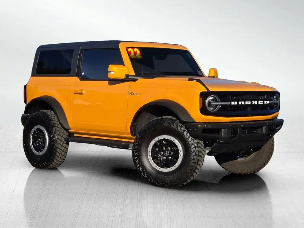 2022 Ford Bronco Outer Banks Advanced 4x4 photo 1