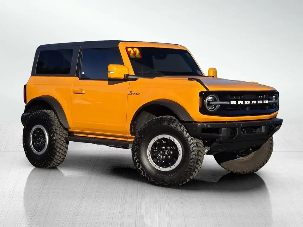 2022 Ford Bronco Outer Banks Advanced 4x4 photo 1