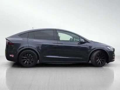 2024 Tesla Model X Long Range photo 3