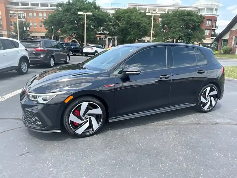 2023 Volkswagen Golf GTI 2.0T S 4-door's photo