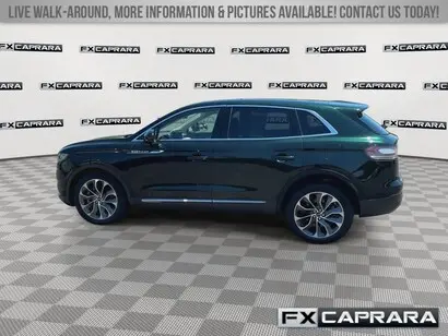 2021 Lincoln Nautilus Reserve AWD photo 5