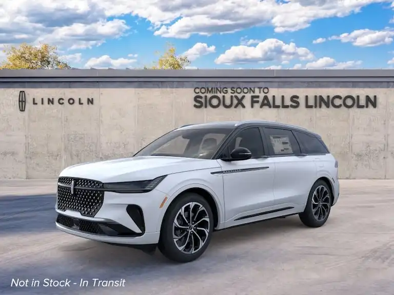 2026 Lincoln Nautilus Reserve AWD's photo