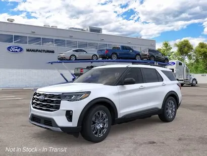 2026 Ford Explorer Active 4WD photo 2