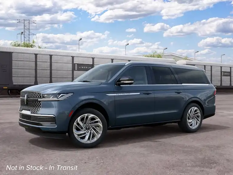 2027 Lincoln Navigator Reserve L 4WD's photo