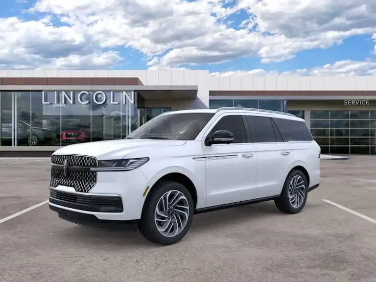 2026 Lincoln Navigator Reserve 4WD's photo