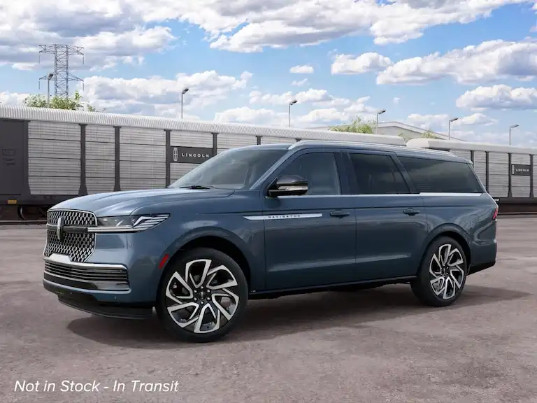 2027 Lincoln Navigator Reserve L 4WD's photo