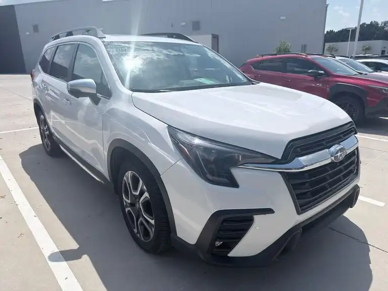 2023 Subaru Ascent Limited 8 Passenger's photo