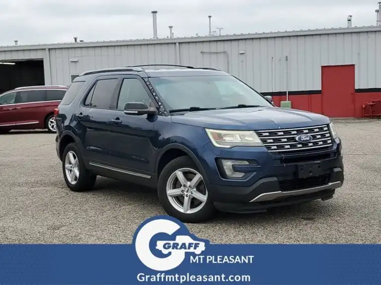 2016 Ford Explorer XLT 4WD's photo