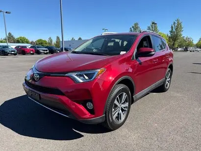 2018 Toyota RAV4 undefined photo 3