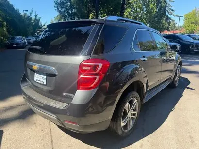 2017 Chevrolet Equinox AWD Premier photo 4