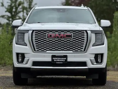 2024 GMC Yukon 4WD Denali photo 2