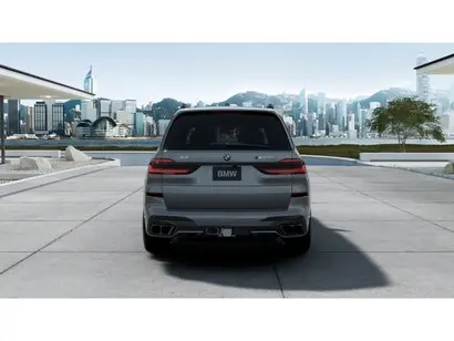 2027 BMW X7 M60i photo 5