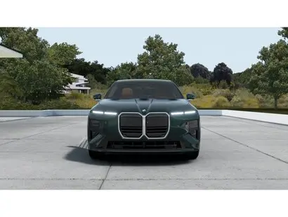 2027 BMW 7 Series 740i xDrive Sedan photo 3
